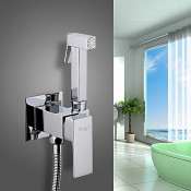 Смеситель Frap F7506 с гигиеническим душем Смеситель Frap F7506 с гигиеническим душем