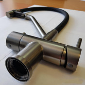 Смеситель для кухни Gappo G4398-89 с подключением фильтра питьевой воды, черный/оружейная сталь Смеситель для кухни Gappo G4398-89 с подключением фильтра питьевой воды, черный/оружейная сталь