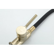 Смеситель для мойки Frap F4044-3 с гибким изливом, матовое золото/черный Смеситель для мойки Frap F4044-3 с гибким изливом, матовое золото/черный