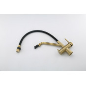 Смеситель для кухни Gappo G4398-83 с подключением фильтра питьевой воды, черный/золото Смеситель для кухни Gappo G4398-83 с подключением фильтра питьевой воды, черный/золото